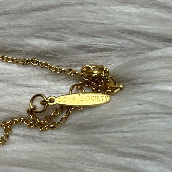 Sole/Society Bohemian Almond Shaped Statement Necklace Blue and Gold - Picture 4 of 6